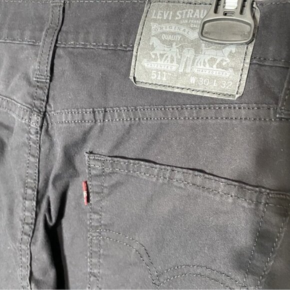 Levi’s 511 Black Cotton Lightweight Straight Leg Pants 30 - Picture 3 of 14